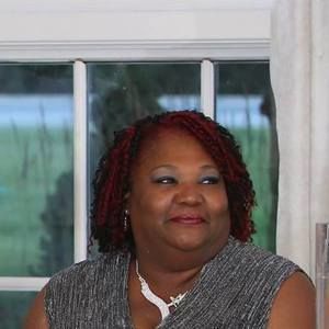 Meet your Posher, Debra